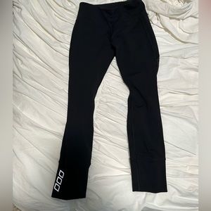 Lorna Jane Black Cropped Leggings